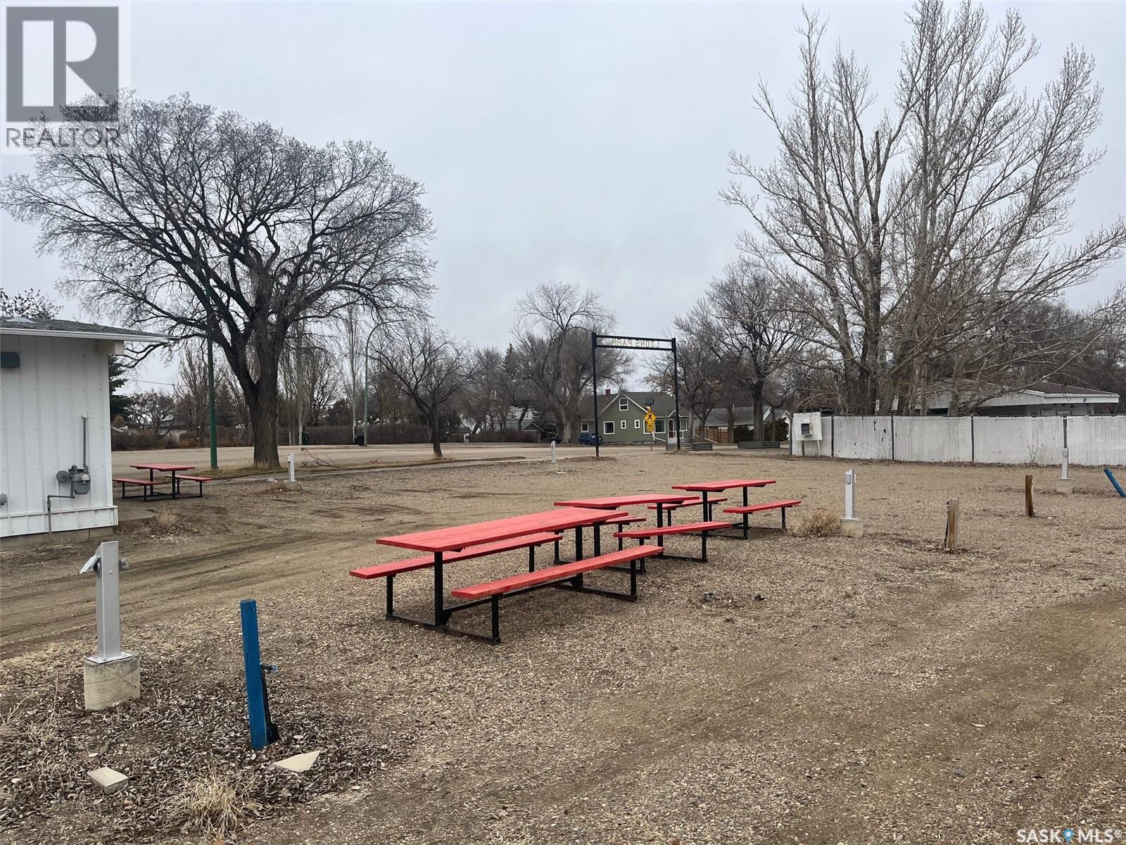 118 1st Avenue E, Leader, Saskatchewan  S0N 1H0 - Photo 7 - SK032289