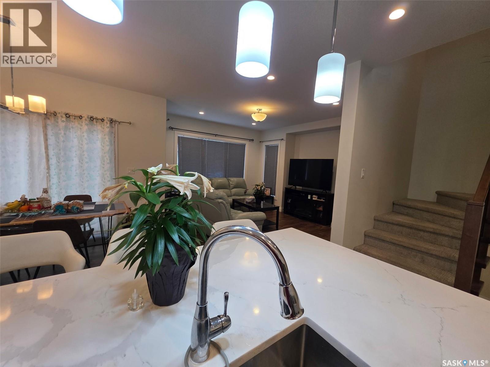 4118 Diefenbaker Drive, Saskatoon, Saskatchewan  S7L 6W8 - Photo 18 - SK032141