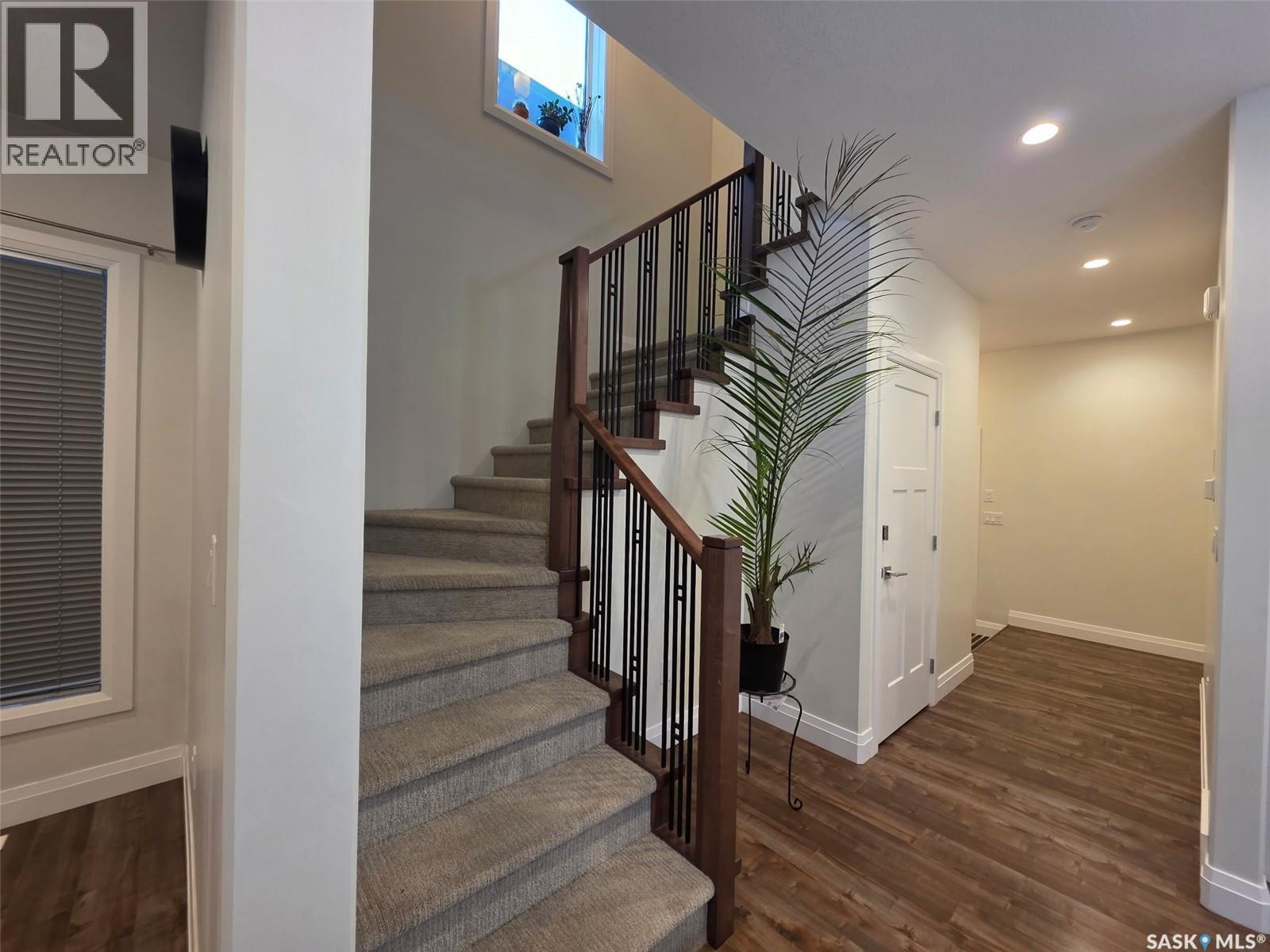 4118 Diefenbaker Drive, Saskatoon, Saskatchewan  S7L 6W8 - Photo 3 - SK032141