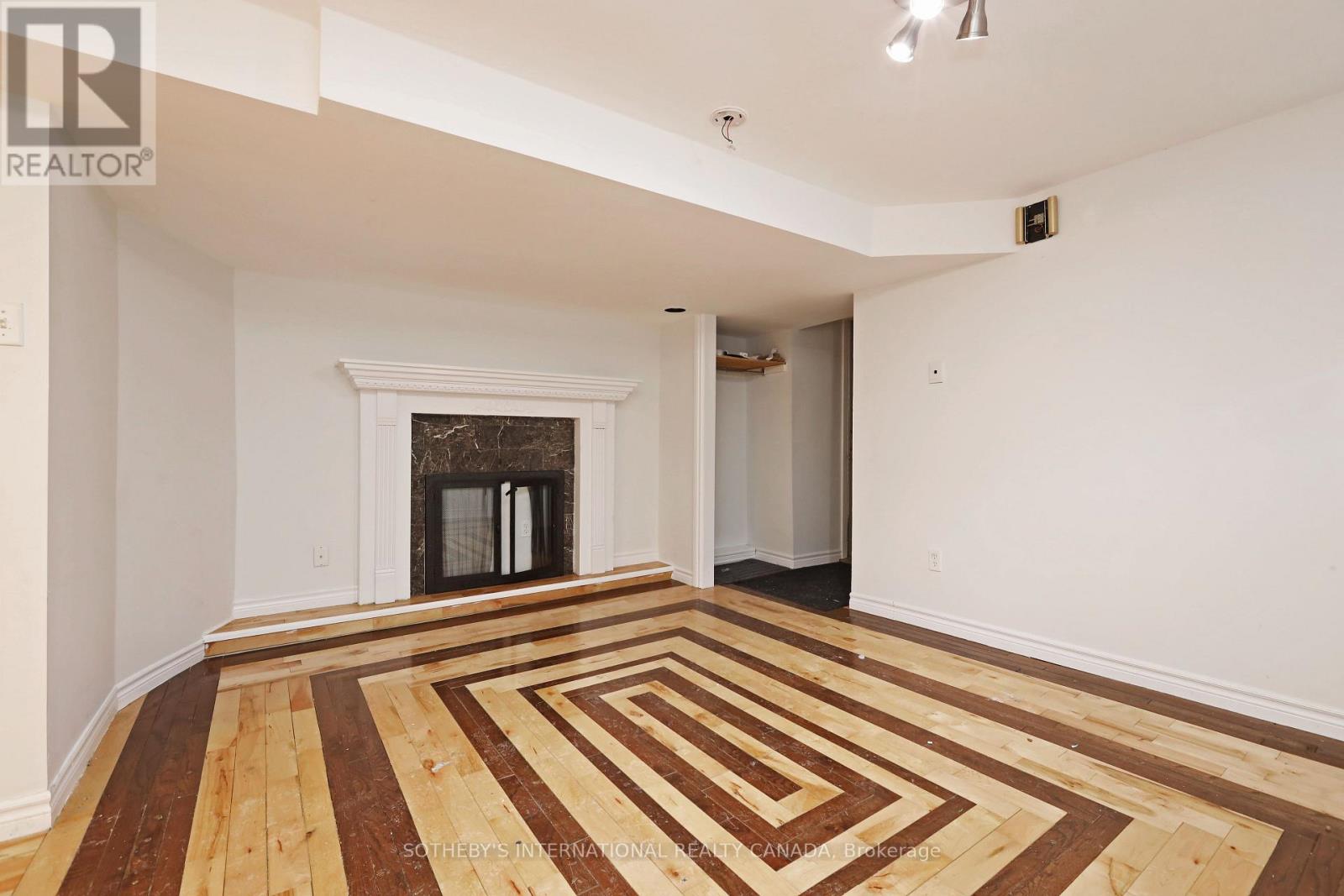 Lower - 212 Glebemount Avenue, Toronto, Ontario  M4C 3T1 - Photo 7 - E12925800