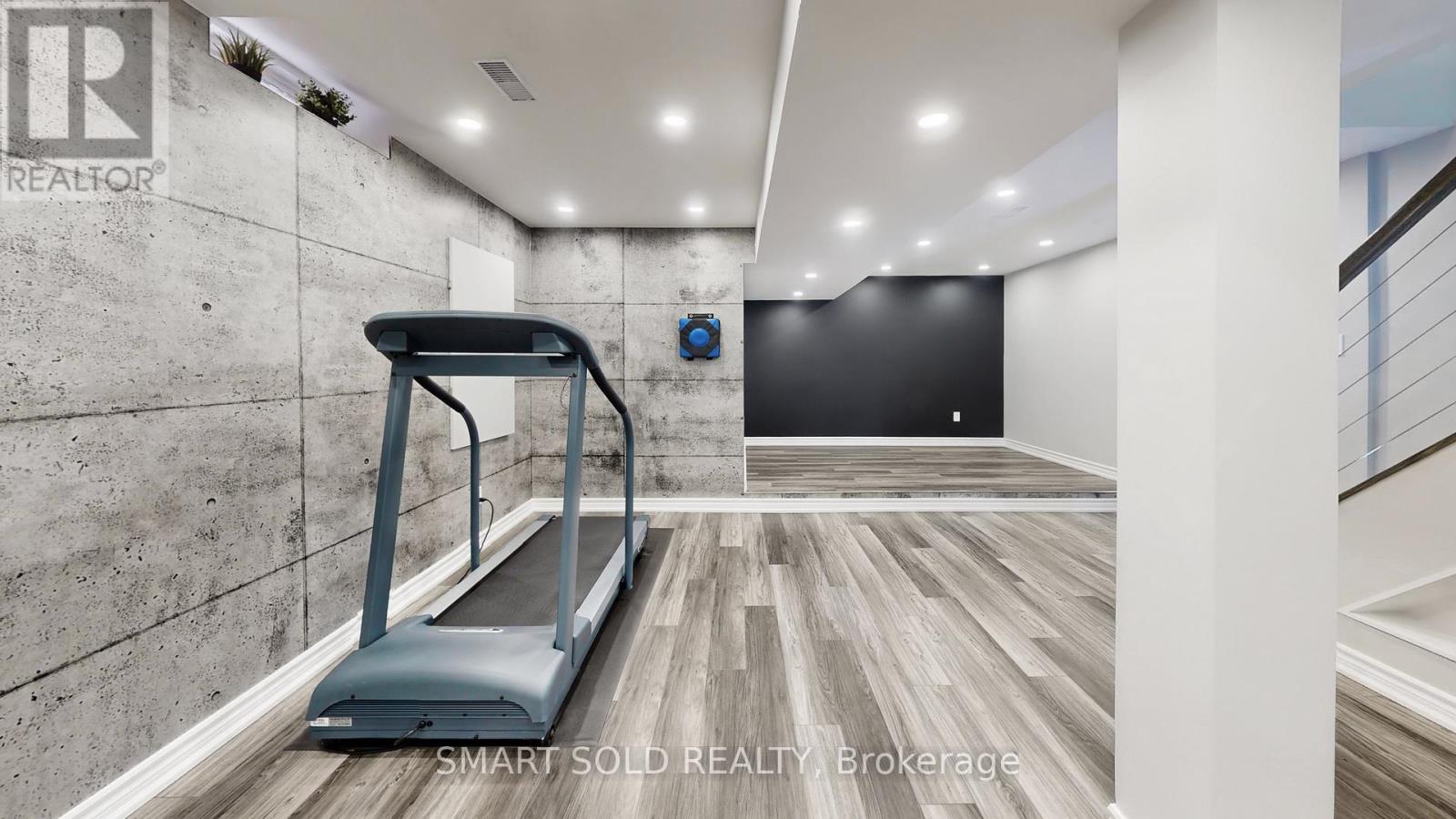 3 Manorwood Drive, Markham, Ontario  L6C 2S9 - Photo 35 - N12962864