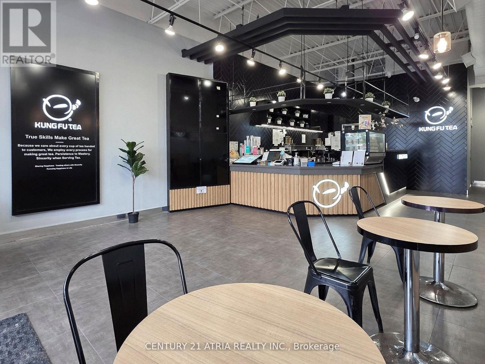 4 - 2460 Neyagawa Boulevard, Oakville, Ontario L6H 7P4 - Photo 3 - W12970874