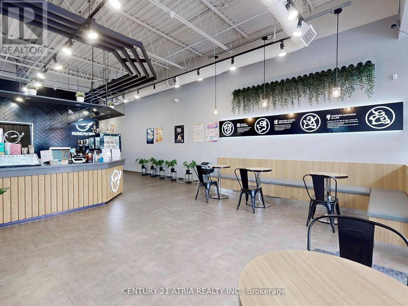 4 - 2460 Neyagawa Boulevard, Oakville, Ontario L6H 7P4 - Photo 4 - W12970874