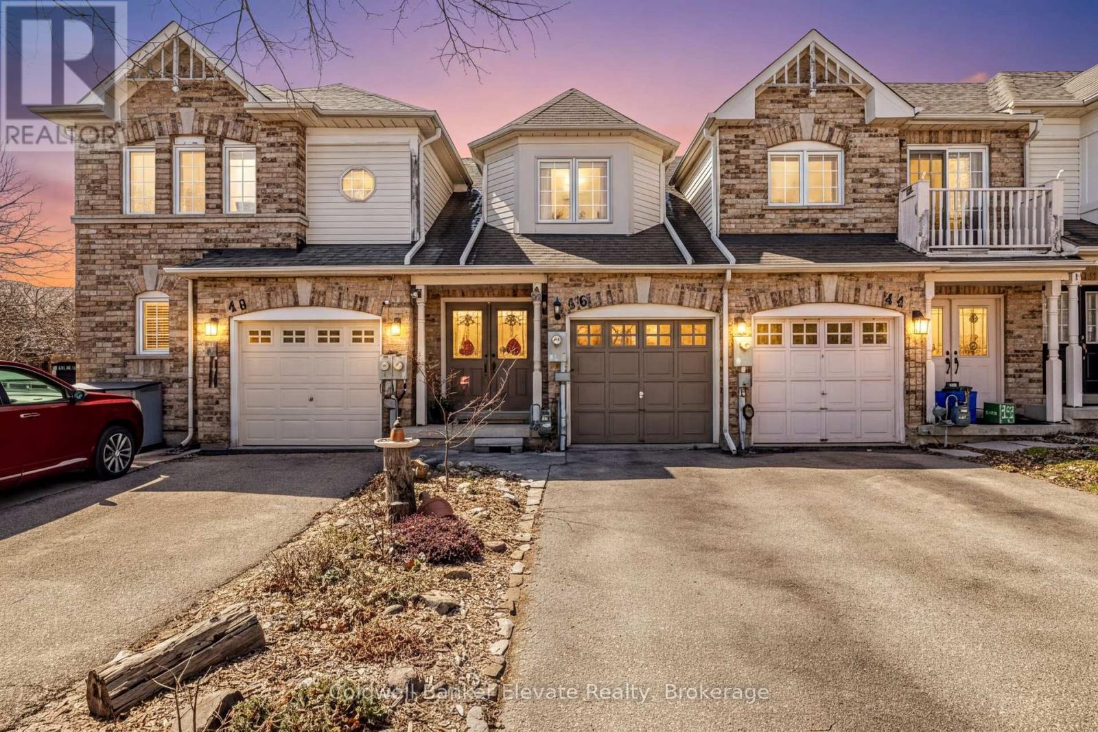 46 Harding Street, Halton Hills, Ontario  L7G 6B2 - Photo 2 - W12970918