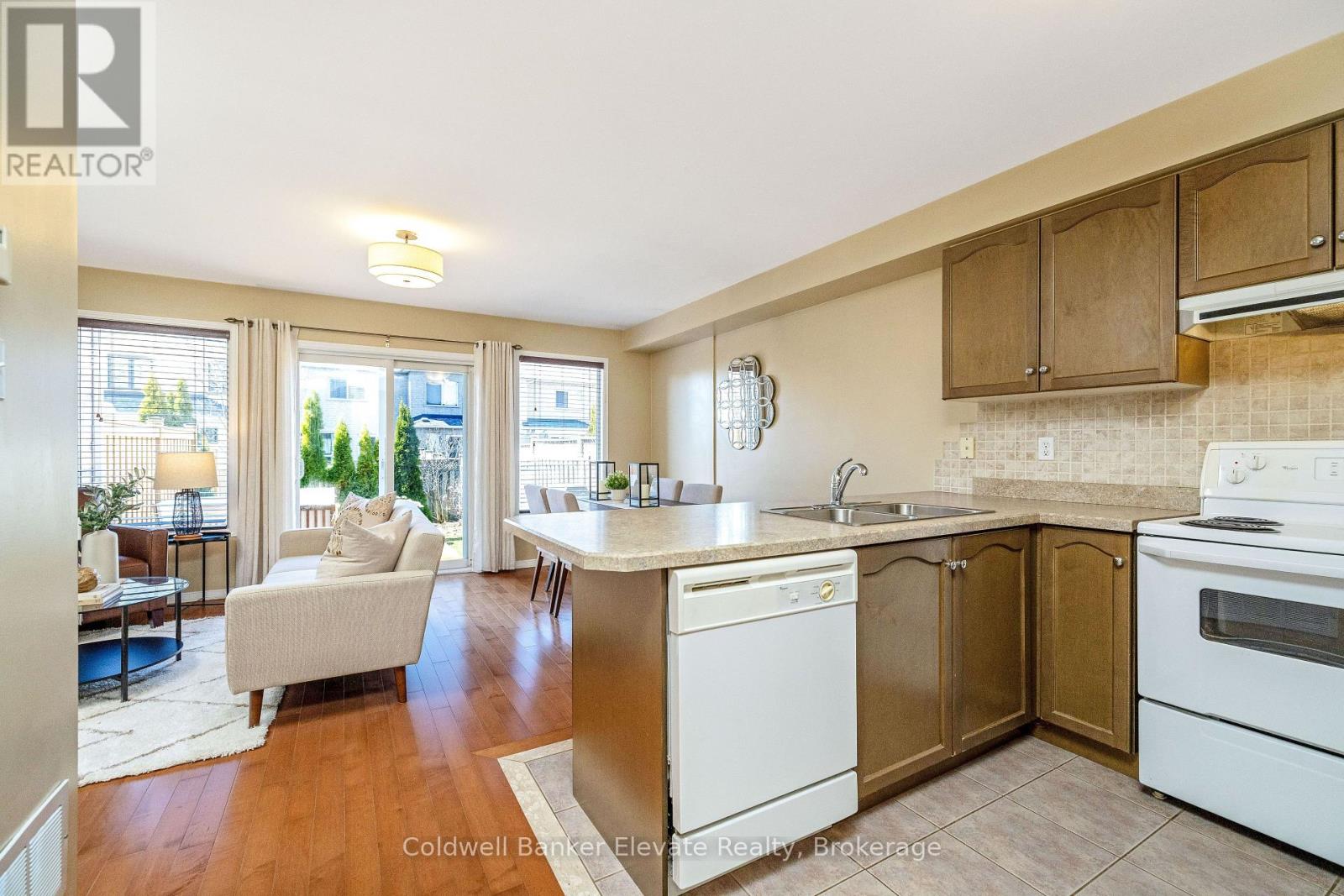 46 Harding Street, Halton Hills, Ontario  L7G 6B2 - Photo 21 - W12970918