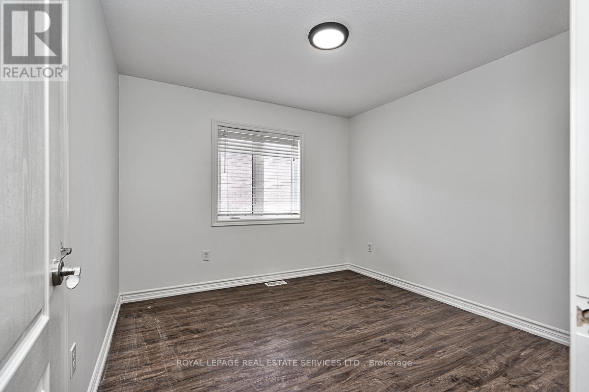 4227 Cole Crescent, Burlington, Ontario  L7M 0M7 - Photo 14 - W12970970