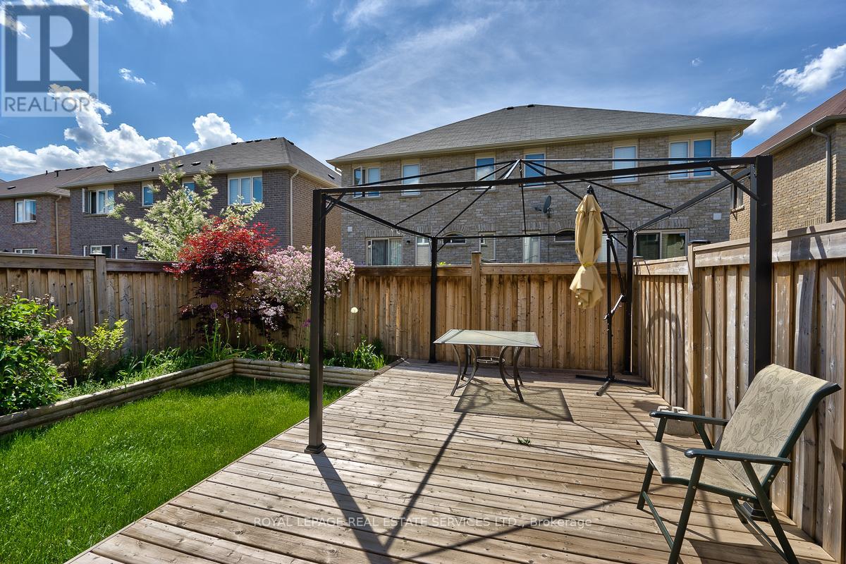 4227 Cole Crescent, Burlington, Ontario  L7M 0M7 - Photo 19 - W12970970