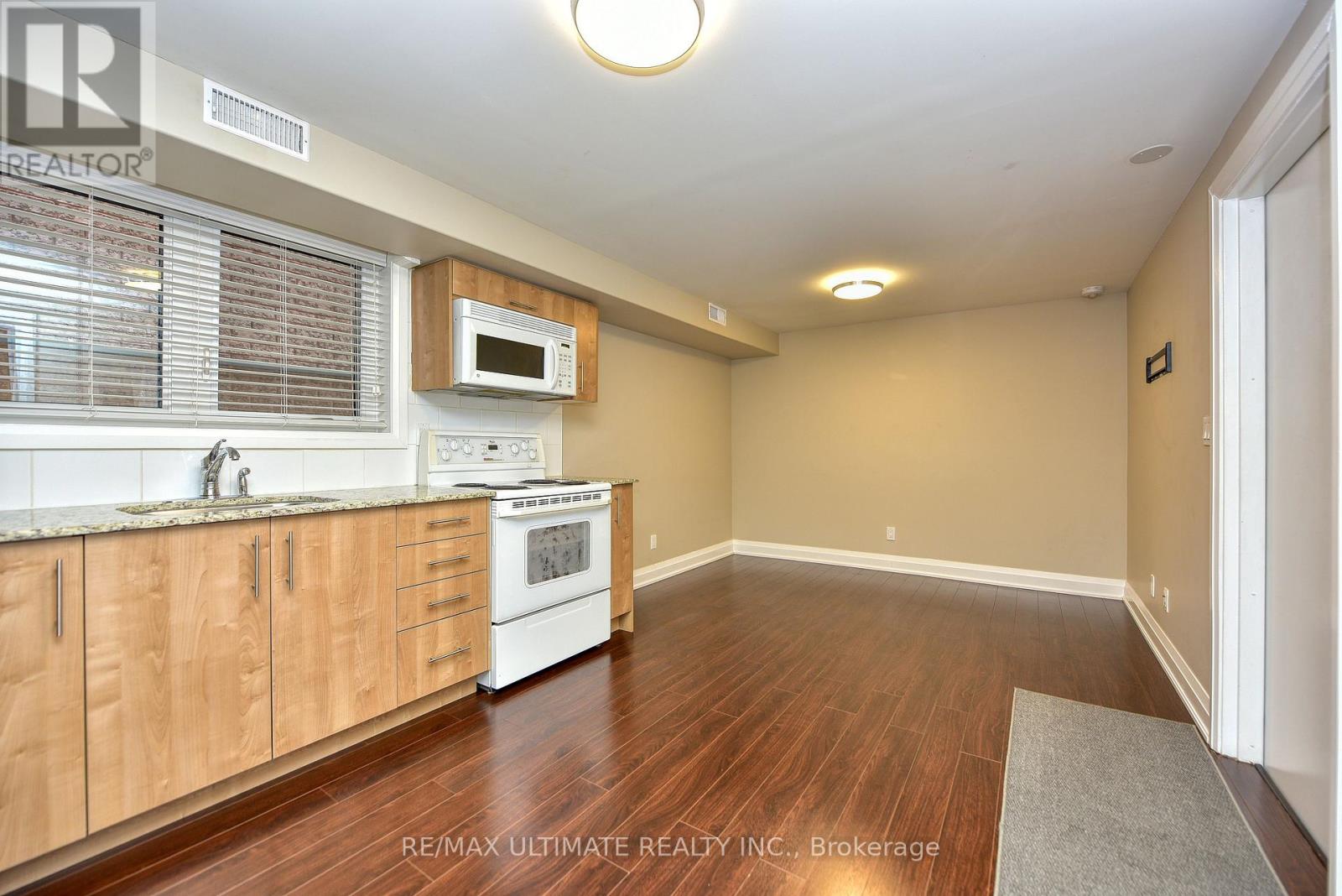 L1 - 487 Salem Avenue N, Toronto, Ontario  M6H 3C9 - Photo 2 - W12971038