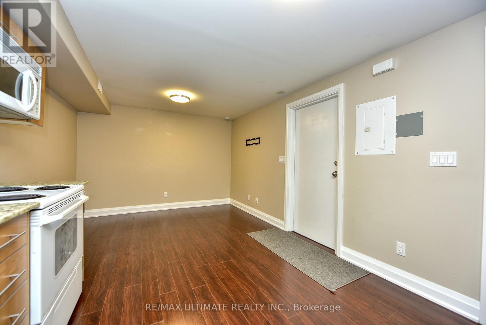 L1 - 487 Salem Avenue N, Toronto, Ontario  M6H 3C9 - Photo 5 - W12971038