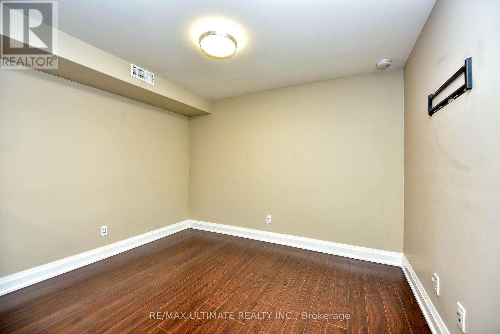 L1 - 487 Salem Avenue N, Toronto, Ontario  M6H 3C9 - Photo 8 - W12971038