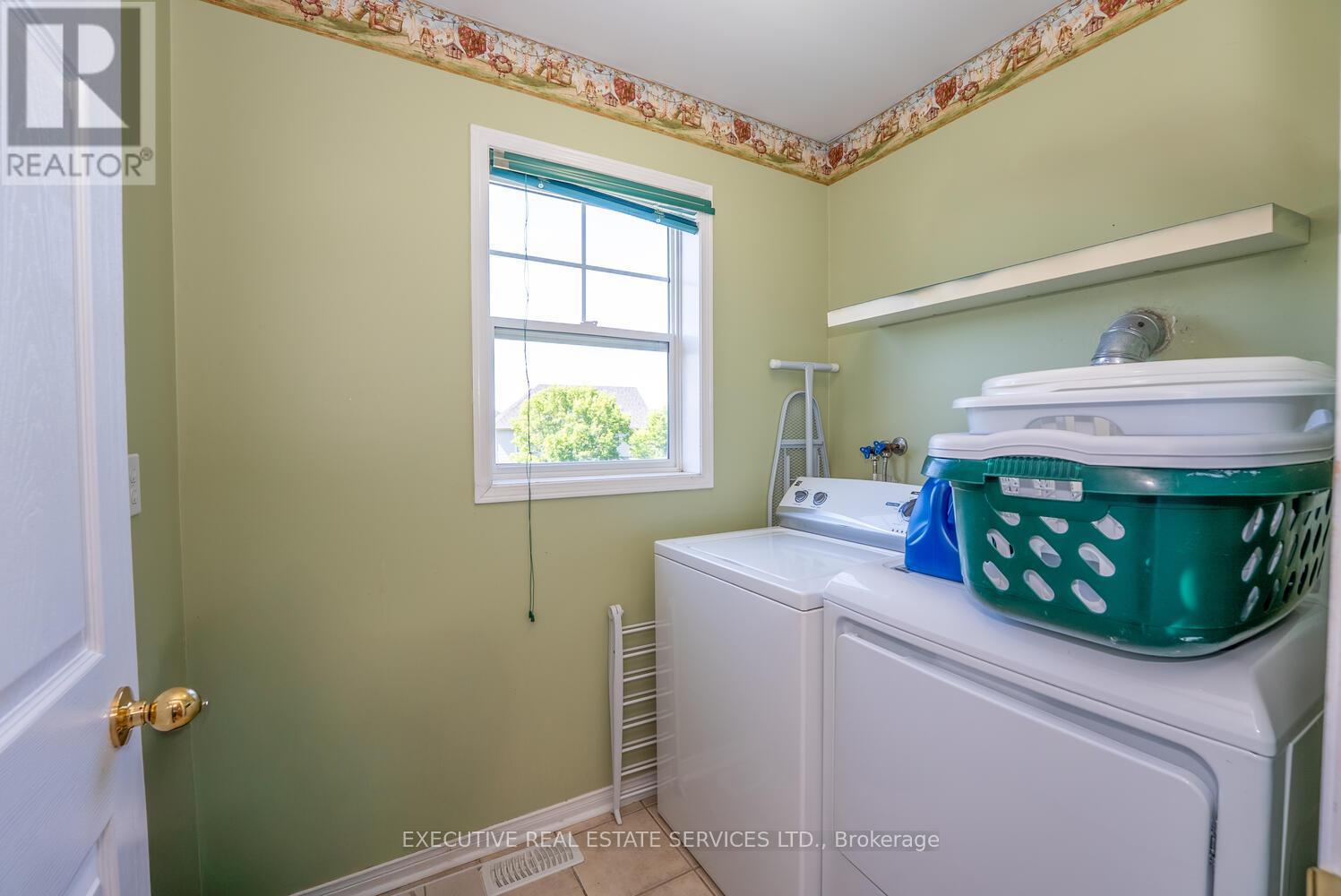 39 Hurst Street, Halton Hills, Ontario  L7J 2Z8 - Photo 37 - W12971044