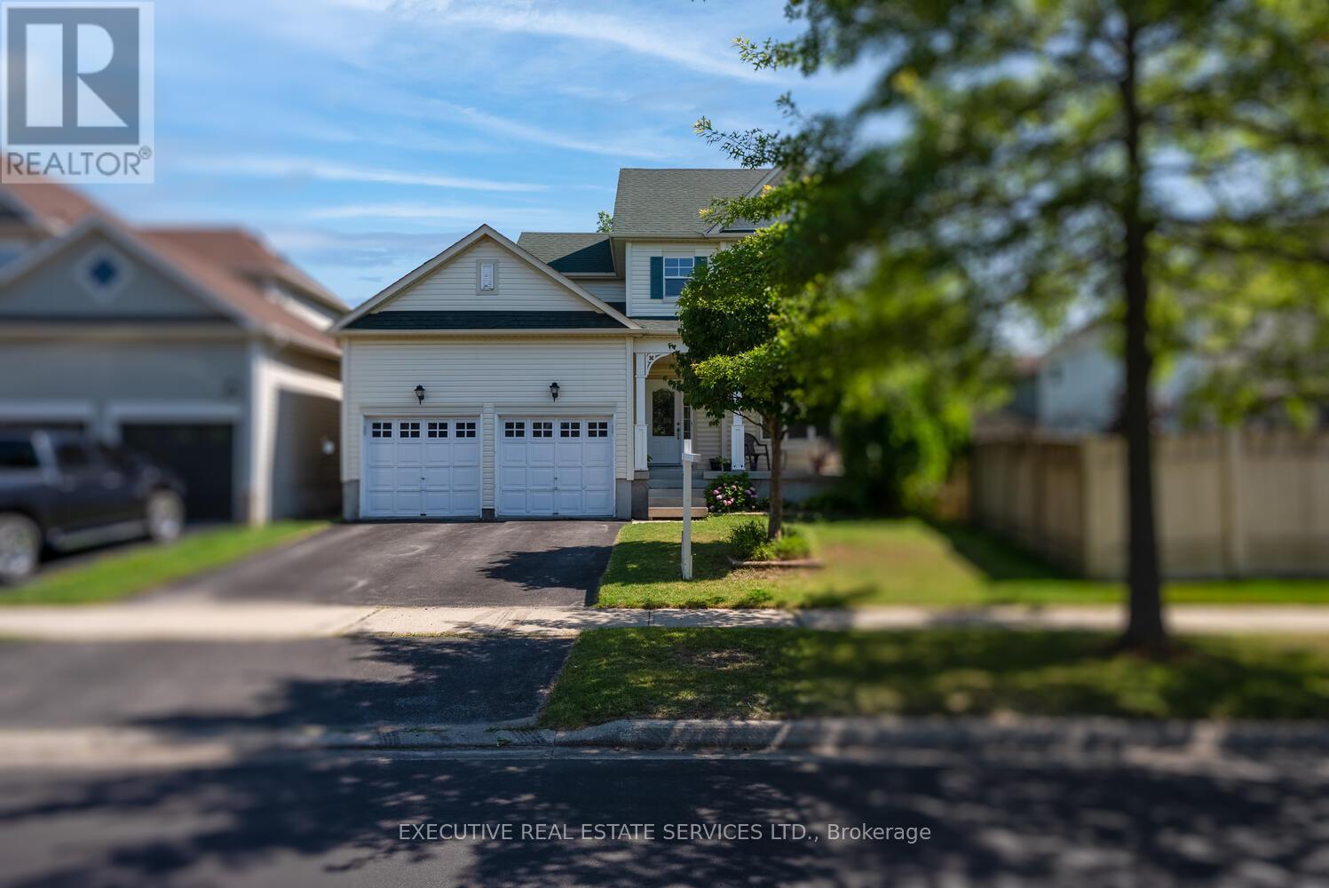 39 Hurst Street, Halton Hills, Ontario  L7J 2Z8 - Photo 7 - W12971044