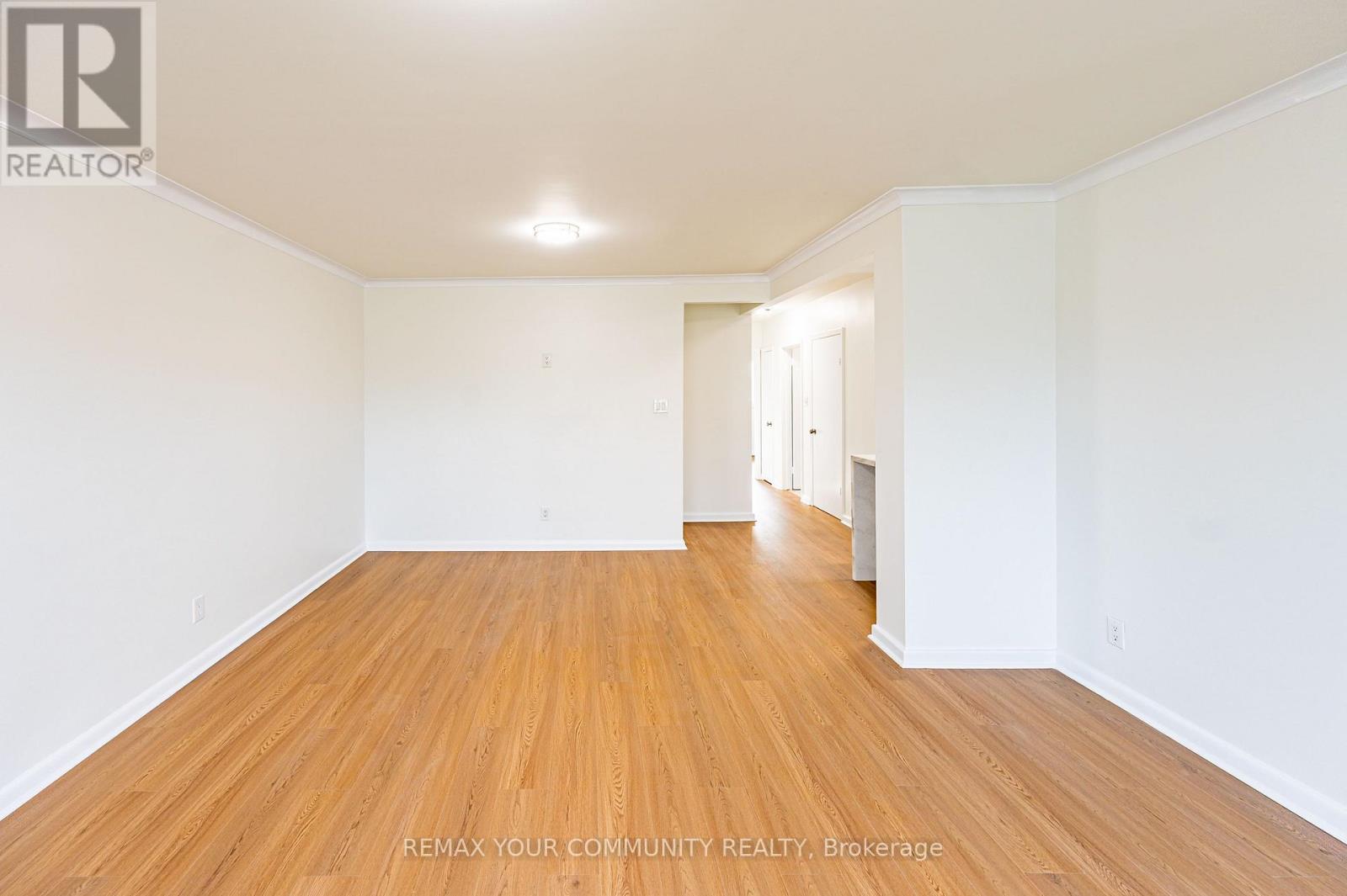 Upper - 57 Apted Avenue, Toronto, Ontario  M9L 2P2 - Photo 11 - W12971064