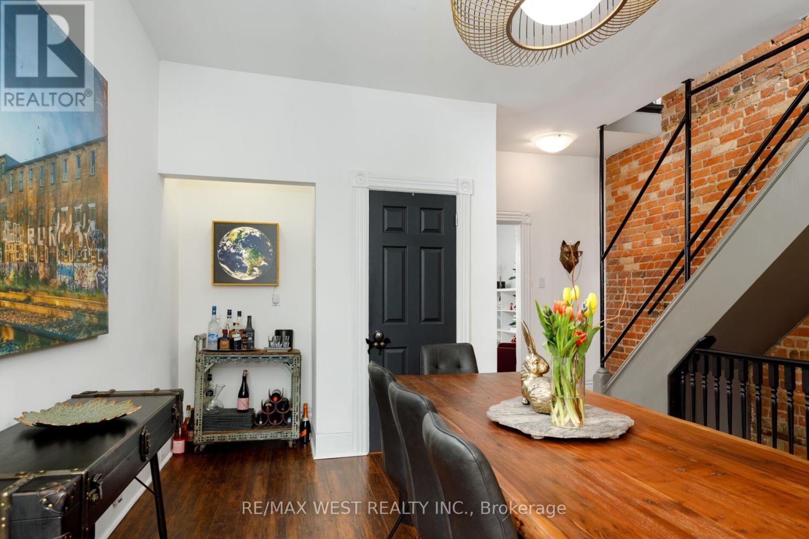 87 Springhurst Avenue, Toronto, Ontario  M6K 1B7 - Photo 11 - W12971104