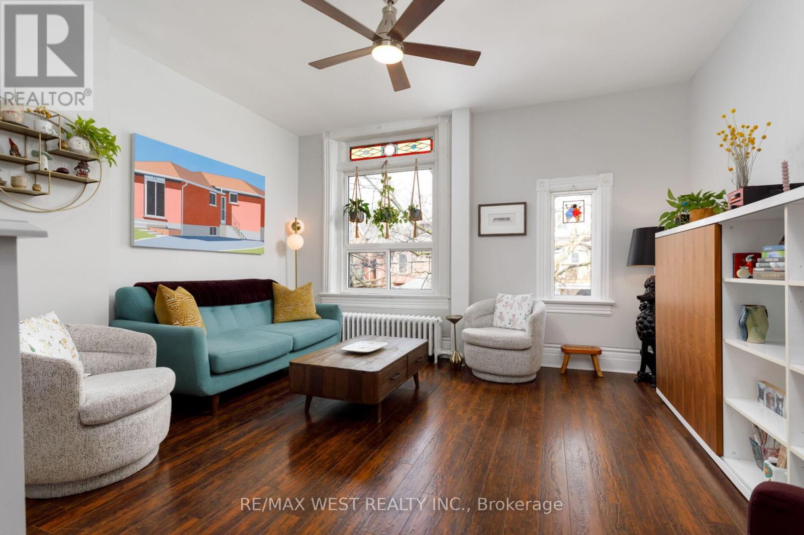 87 Springhurst Avenue, Toronto, Ontario  M6K 1B7 - Photo 12 - W12971104