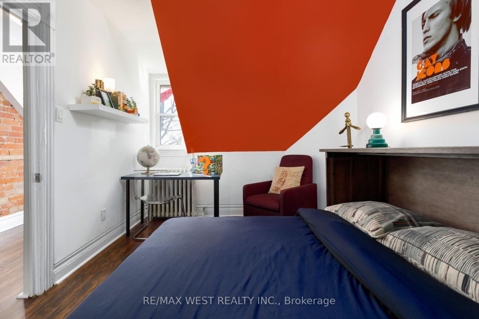 87 Springhurst Avenue, Toronto, Ontario  M6K 1B7 - Photo 20 - W12971104