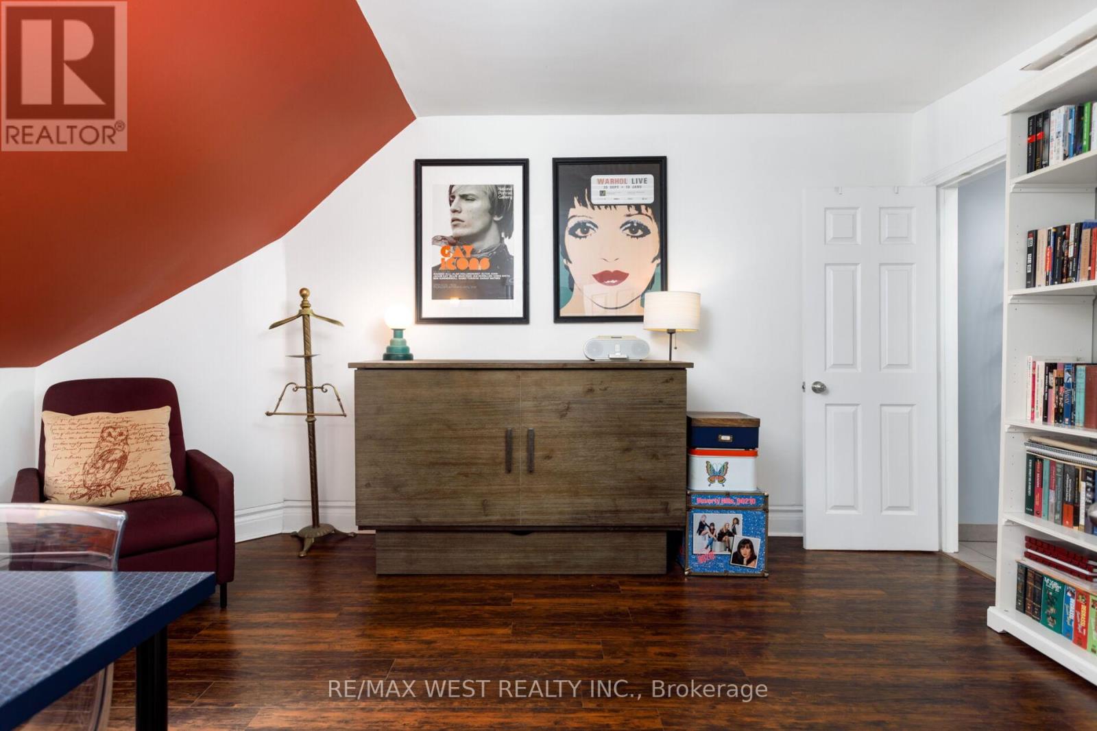 87 Springhurst Avenue, Toronto, Ontario  M6K 1B7 - Photo 22 - W12971104