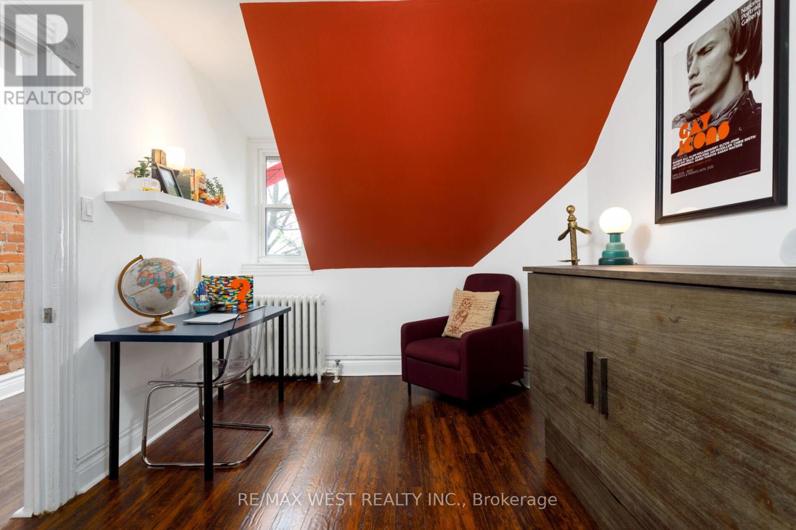 87 Springhurst Avenue, Toronto, Ontario  M6K 1B7 - Photo 23 - W12971104