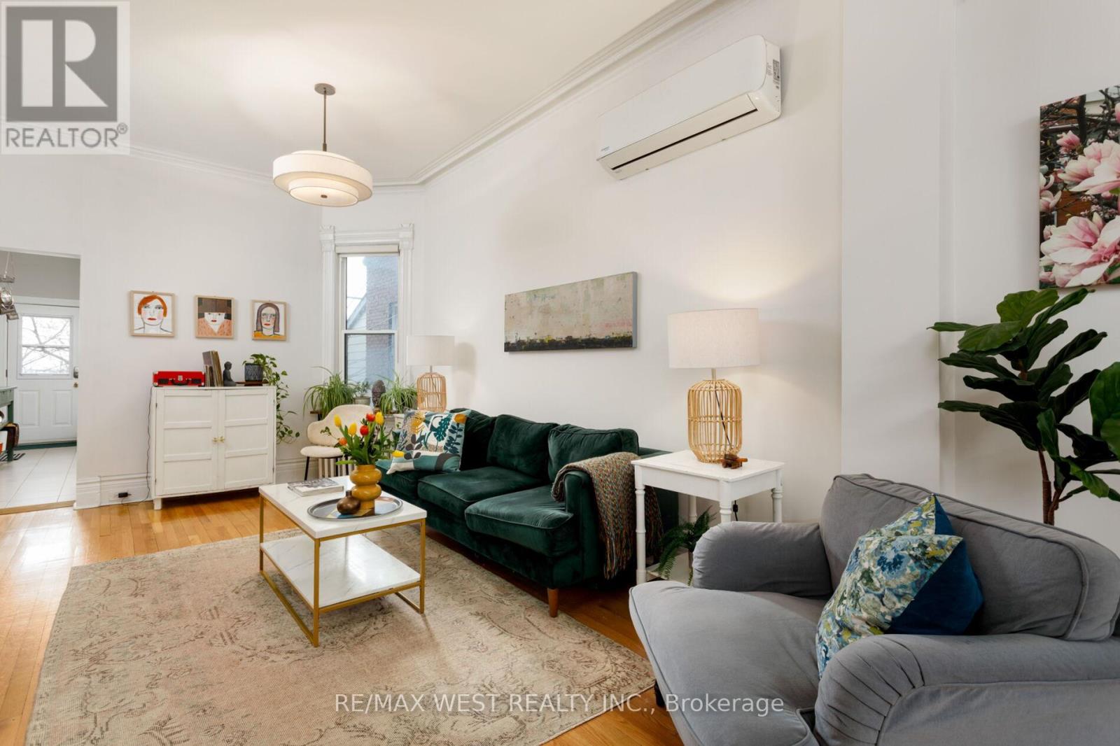 87 Springhurst Avenue, Toronto, Ontario  M6K 1B7 - Photo 32 - W12971104