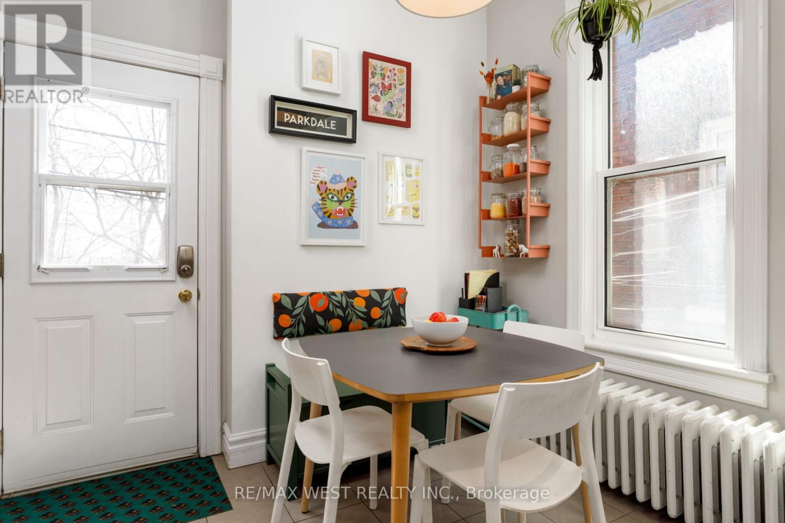 87 Springhurst Avenue, Toronto, Ontario  M6K 1B7 - Photo 38 - W12971104