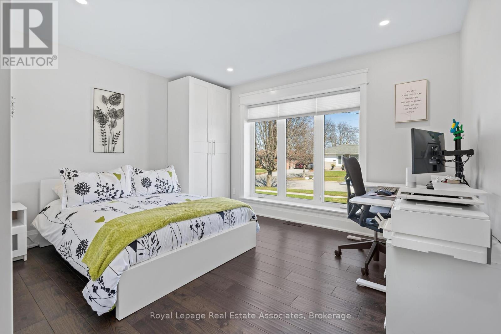 24 Stevens Crescent, Halton Hills, Ontario  L7G 1B6 - Photo 20 - W12971126