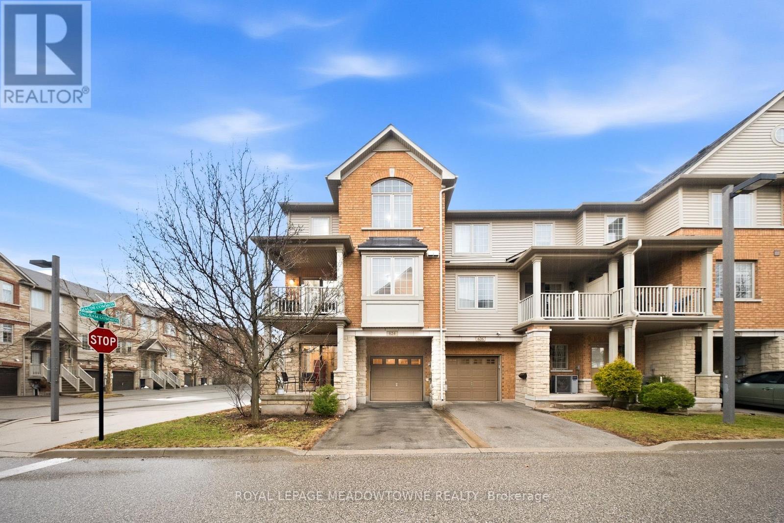 624 Maude Common, Burlington, Ontario  L7L 0C7 - Photo 7 - W12971144