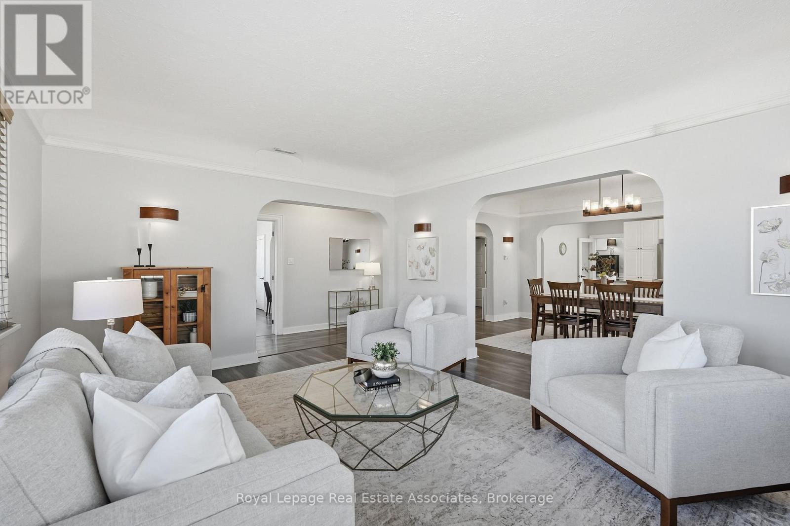 56 King Street, Halton Hills, Ontario  L7G 2G4 - Photo 10 - W12971148