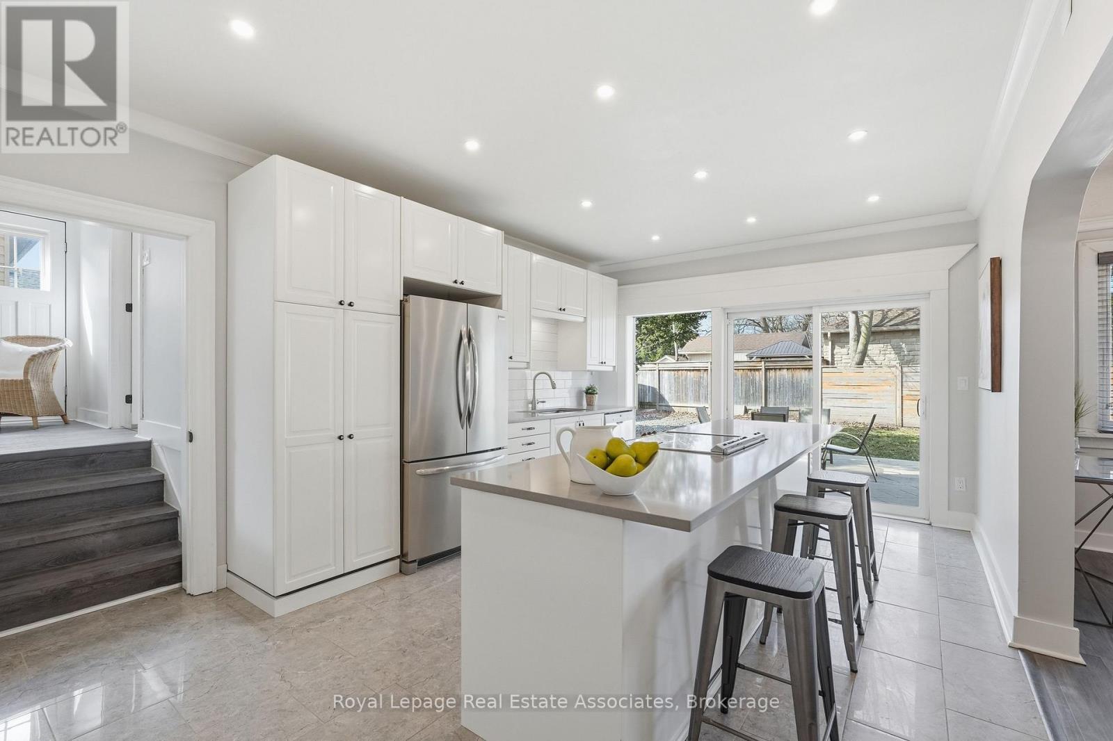 56 King Street, Halton Hills, Ontario  L7G 2G4 - Photo 17 - W12971148