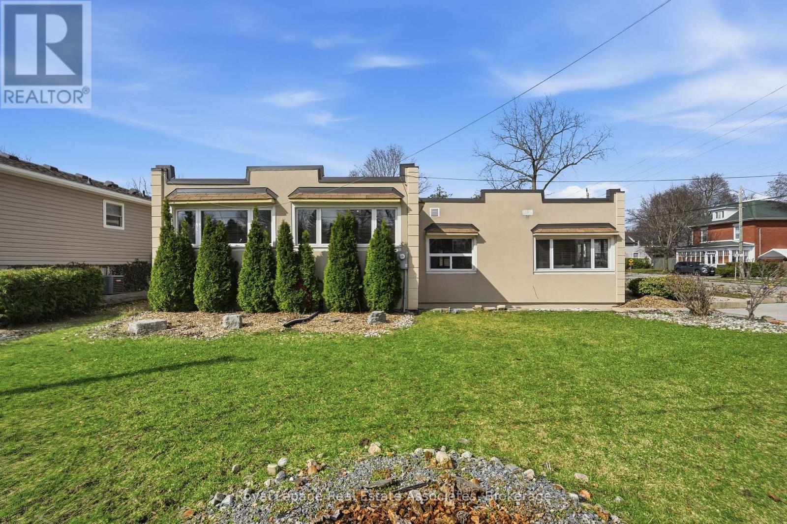 56 King Street, Halton Hills, Ontario  L7G 2G4 - Photo 38 - W12971148