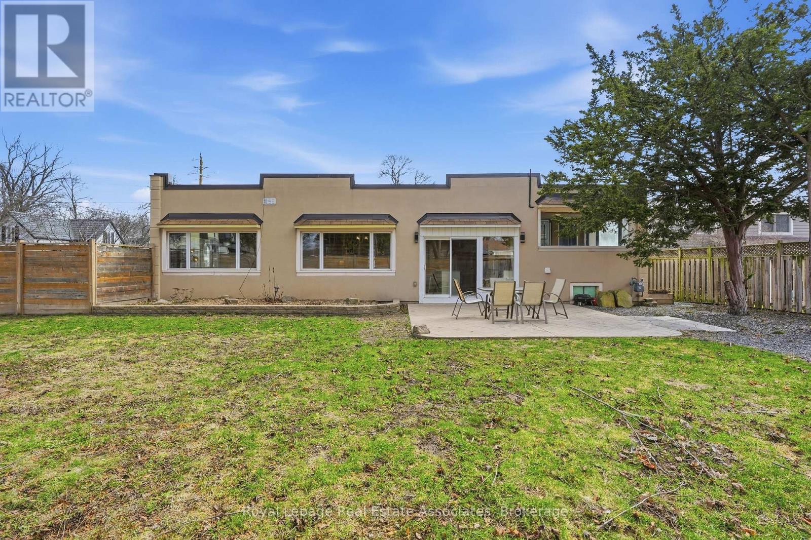 56 King Street, Halton Hills, Ontario  L7G 2G4 - Photo 39 - W12971148