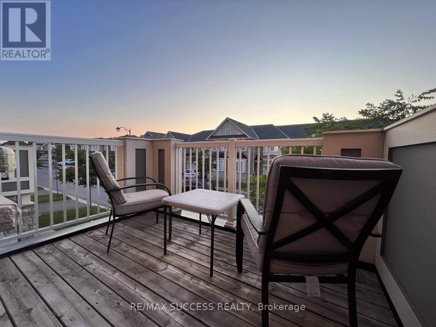 1727 Copeland Circle, Milton, Ontario  L9T 8Y2 - Photo 10 - W12971170