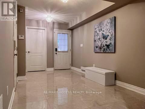 1727 Copeland Circle, Milton, Ontario  L9T 8Y2 - Photo 2 - W12971170