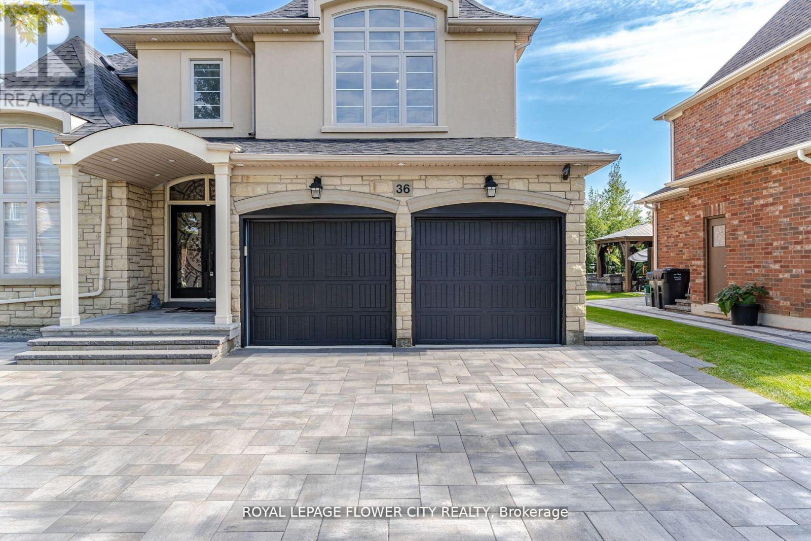 36 LOUVAIN DRIVE, Brampton, Ontario