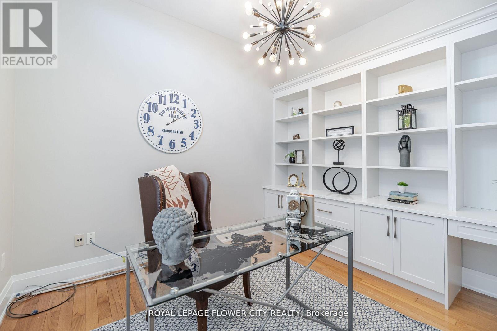 36 Louvain Drive, Brampton, Ontario  L6P 1W7 - Photo 12 - W12971172