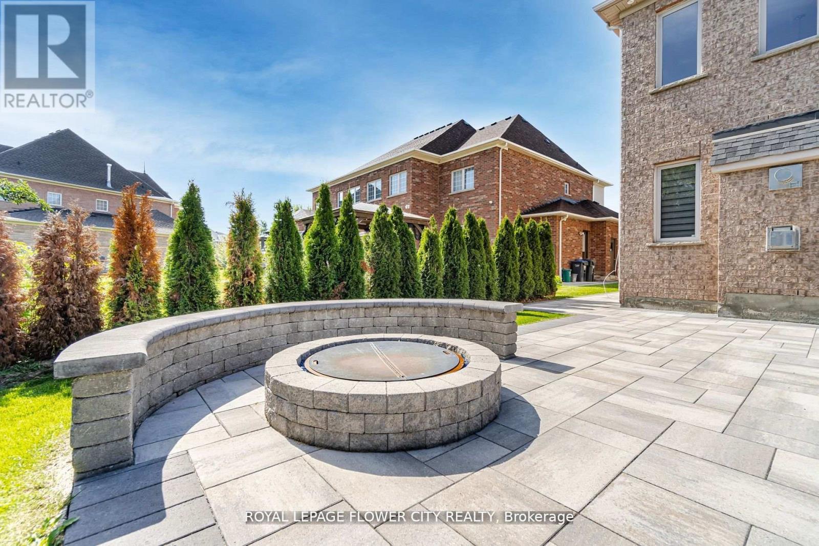 36 Louvain Drive, Brampton, Ontario  L6P 1W7 - Photo 29 - W12971172