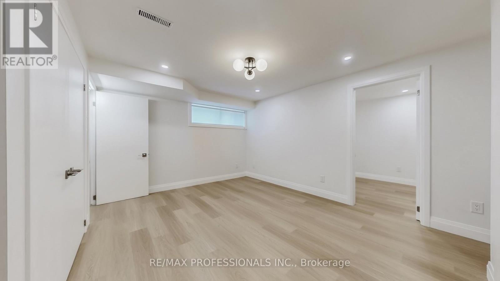 Bsmt - 44 Princess Margaret Boulevard, Toronto, Ontario  M9A 1Z6 - Photo 14 - W12971178