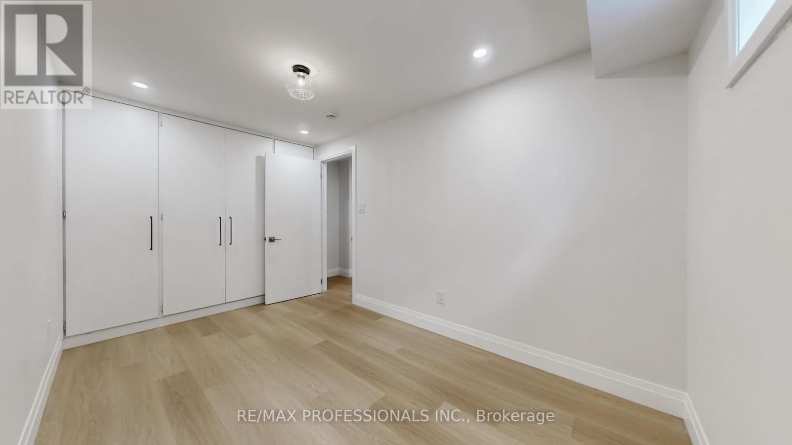 Bsmt - 44 Princess Margaret Boulevard, Toronto, Ontario  M9A 1Z6 - Photo 20 - W12971178