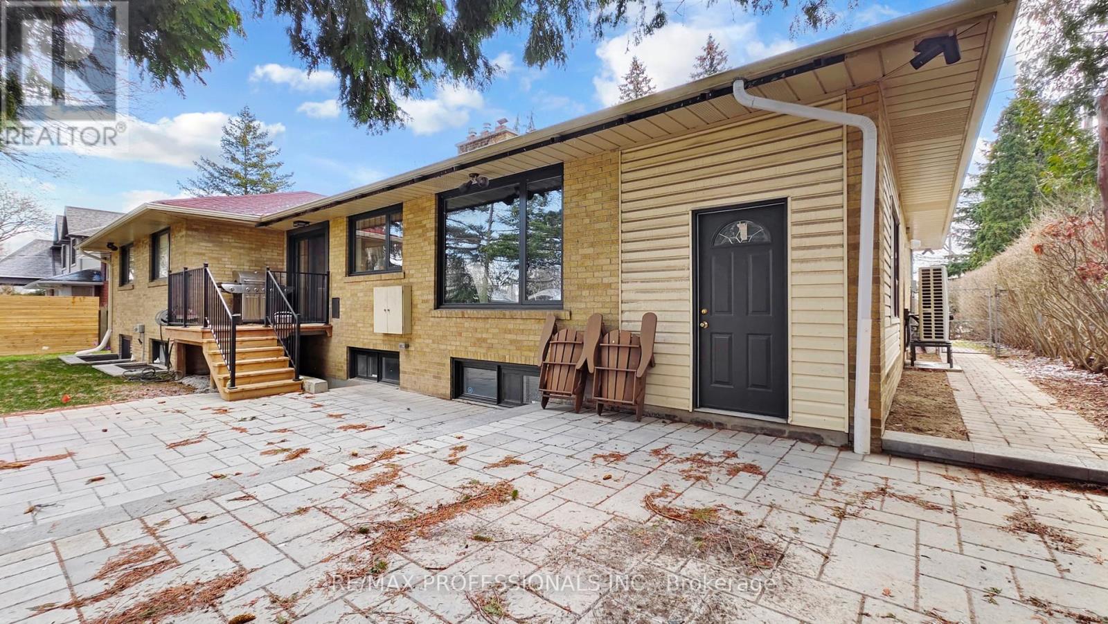 Bsmt - 44 Princess Margaret Boulevard, Toronto, Ontario  M9A 1Z6 - Photo 30 - W12971178