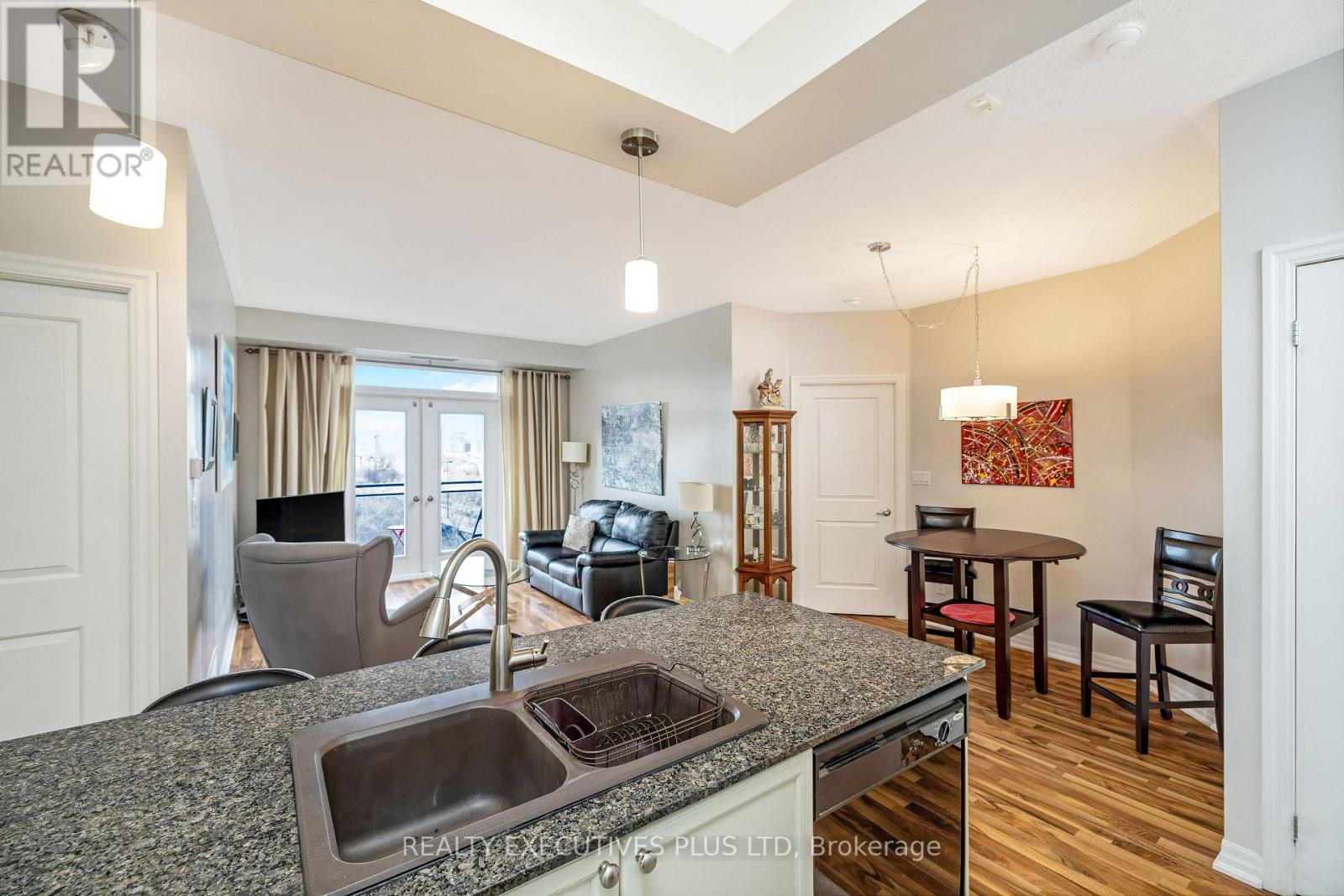 414 - 245 Dalesford Road, Toronto, Ontario  M8Y 4H7 - Photo 10 - W12971230