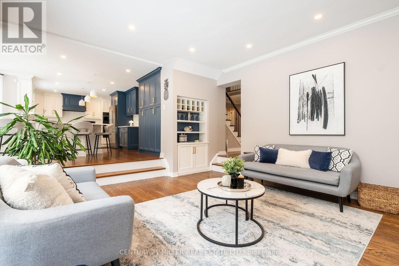 1225 Old Post Drive, Oakville (Ga Glen Abbey), Ontario  L6M 1A5 - Photo 13 - W12971234