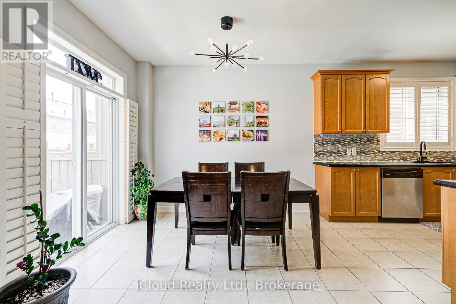 29 Teal Crest Circle, Brampton, Ontario  L6X 2Z5 - Photo 13 - W12971238