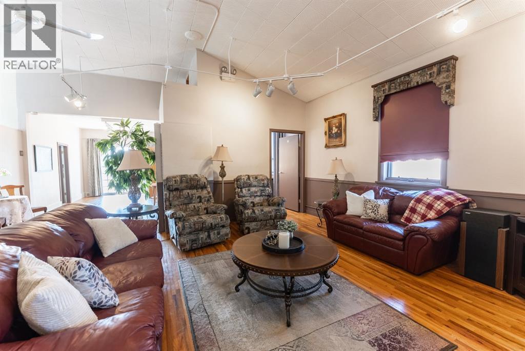 329 2 Avenue Ne, Milk River, Alberta  T0K 1M0 - Photo 39 - A2292569