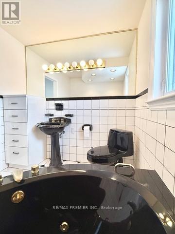 154a William Street, Toronto, Ontario  M9N 2H1 - Photo 22 - W12799494