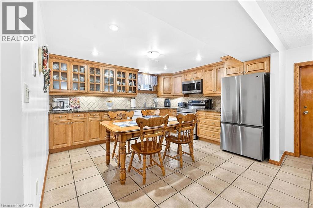 344 Enfield Road, Burlington, Ontario  L7T 4E8 - Photo 13 - 40818277