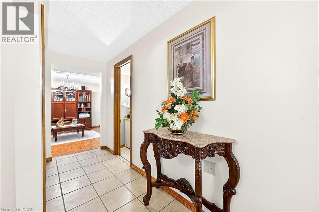 344 Enfield Road, Burlington, Ontario  L7T 4E8 - Photo 35 - 40818277