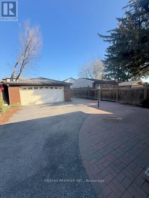 154a William Street, Toronto, Ontario  M9N 2H1 - Photo 3 - W12799494