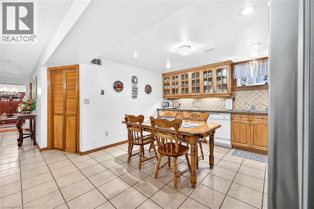 344 Enfield Road, Burlington, Ontario  L7T 4E8 - Photo 31 - 40818277