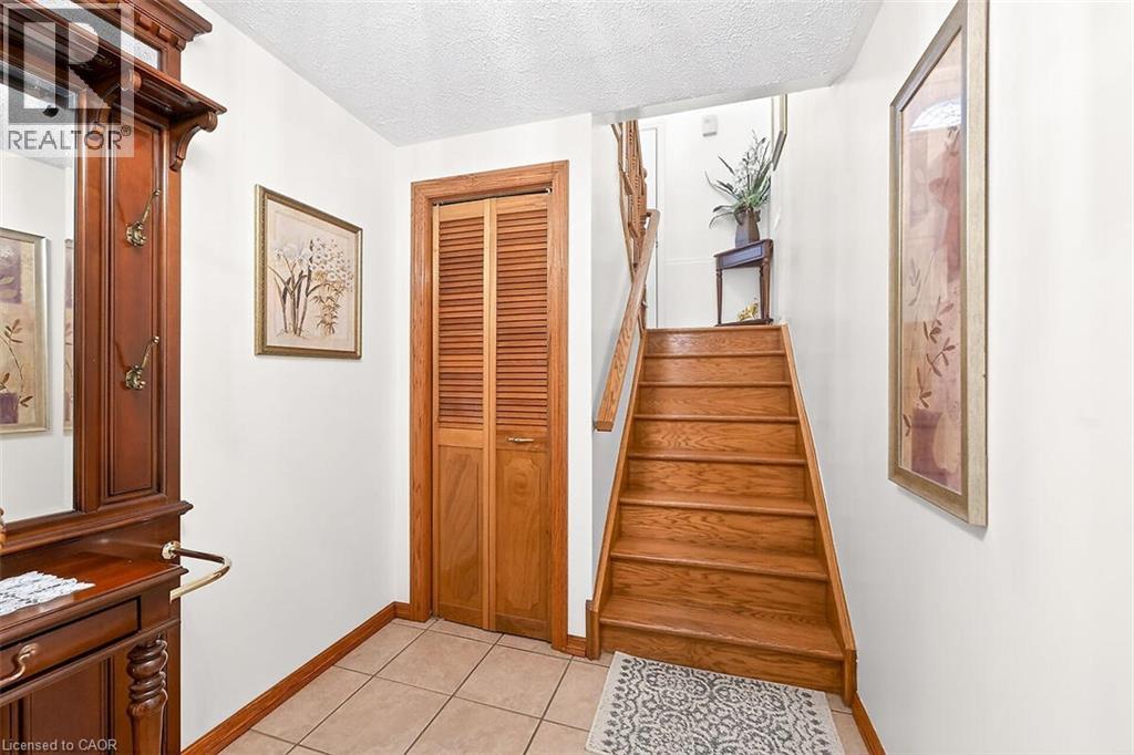 344 Enfield Road, Burlington, Ontario  L7T 4E8 - Photo 45 - 40818277