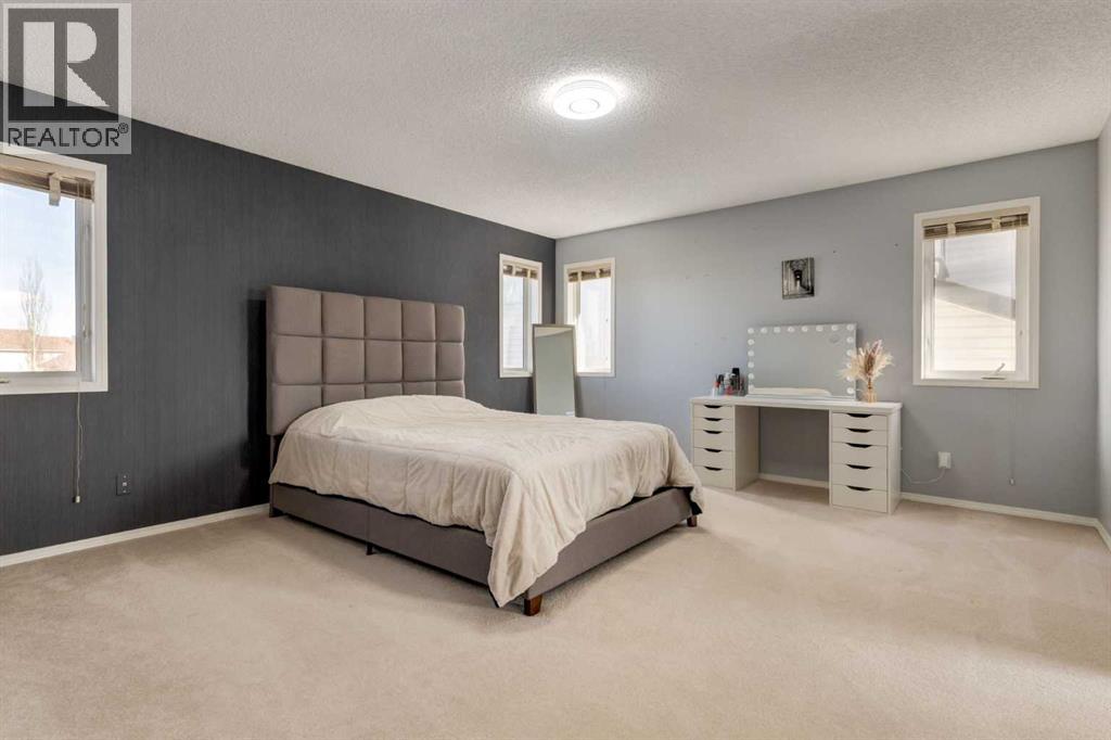 161 Douglas Ridge Place SE, Calgary, Alberta  T2Z 2T3 - Photo 19 - A2295250