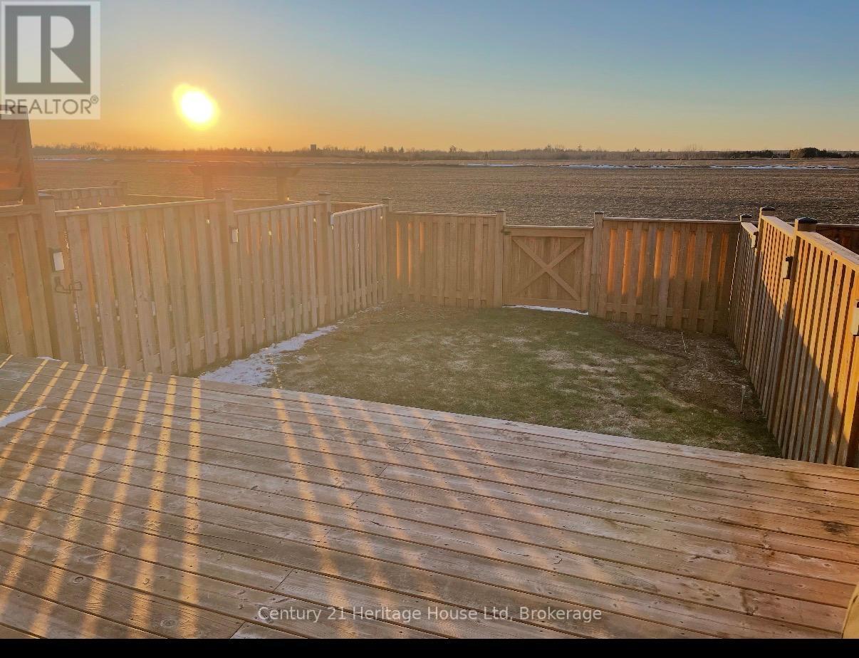 73 Courtney Street, Centre Wellington, Ontario  N1M 0E5 - Photo 36 - X12732836